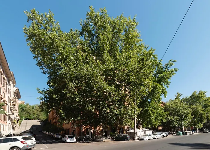 Guesthost - Piazza Nievo A Trastevere Cozy Apartment